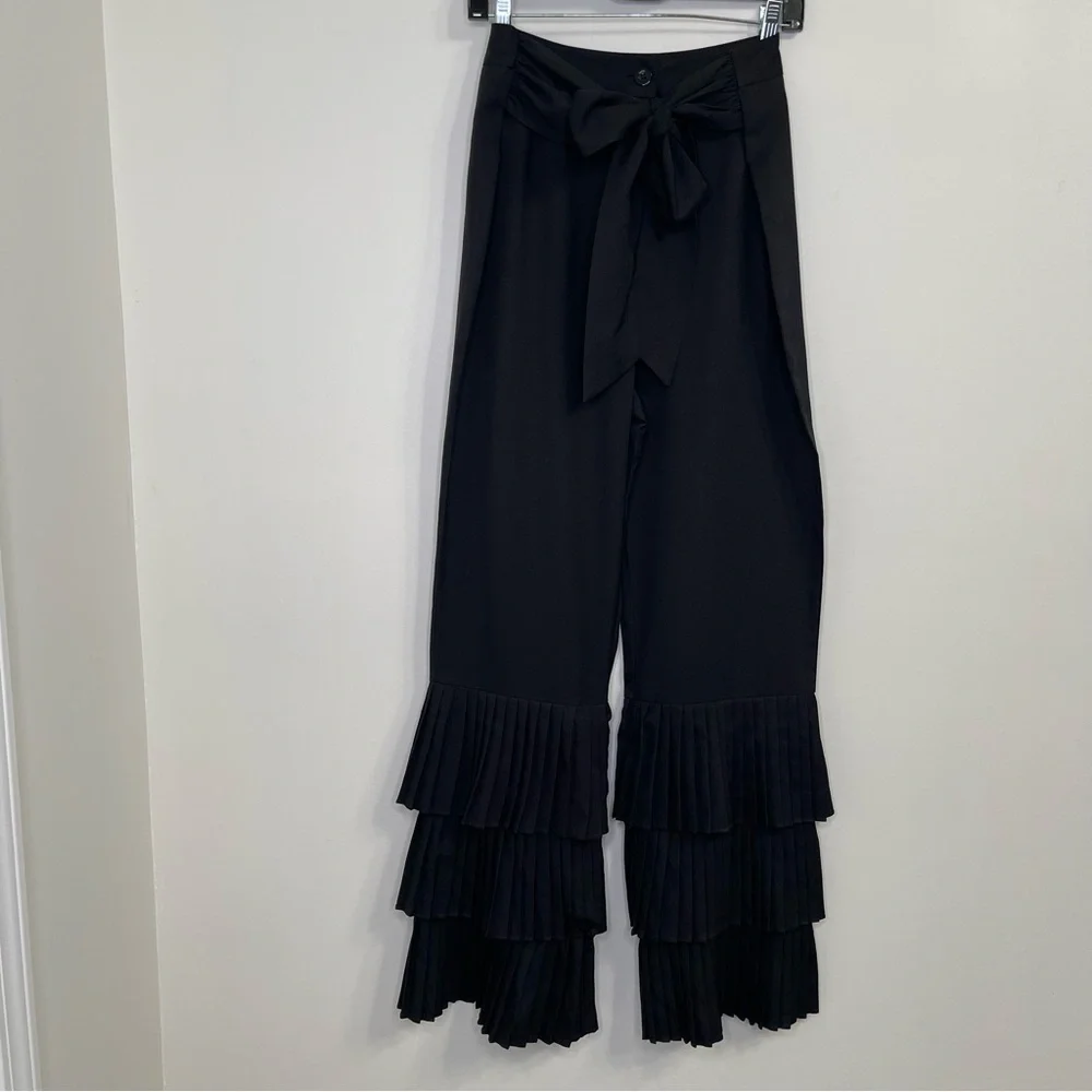 Nasty Gal Ruffle Hem Pants Size 10